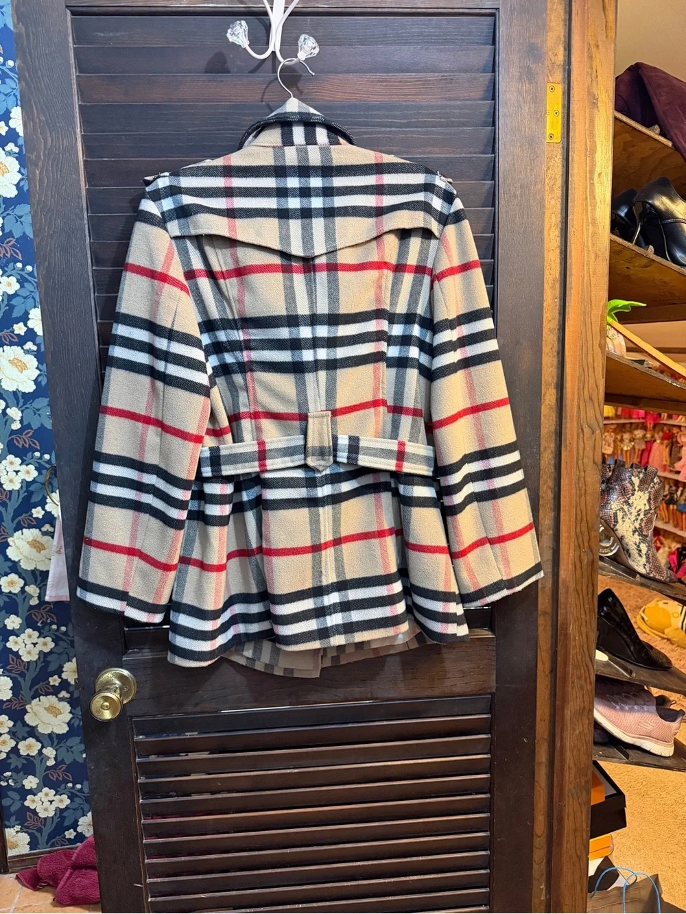 Burberry Tan Plaid Double-Breasted Trench Jacket - Picture 2 of 4